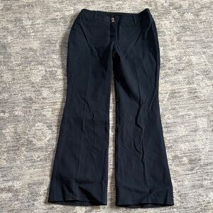 Escada Elegant Black Trousers - women’s size 38 ( US medium) - wool cotton blend